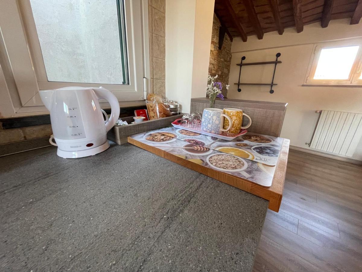 Apartmán Il Cappellaio Matto Livorno Exteriér fotografie