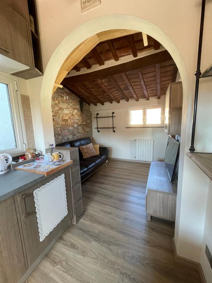 Apartmán Il Cappellaio Matto Livorno Exteriér fotografie