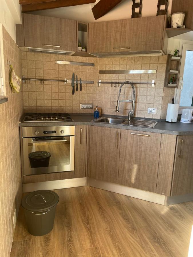 Apartmán Il Cappellaio Matto Livorno Exteriér fotografie